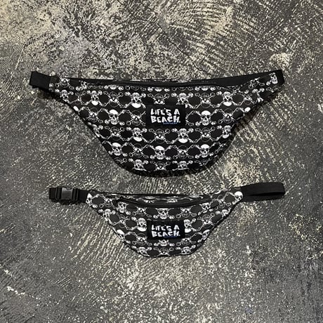 【 LIFE’S A BEACH 】“SKULLS” LARGE WAIST POUCH ( BLACK × WHITE )