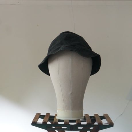 (STOCK)FILD HAT 炭✖顔料　タイプライター