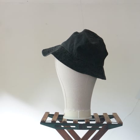 (STOCK)FILD HAT 炭✖顔料　タイプライター