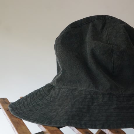 (STOCK)FILD HAT 炭✖顔料　タイプライター