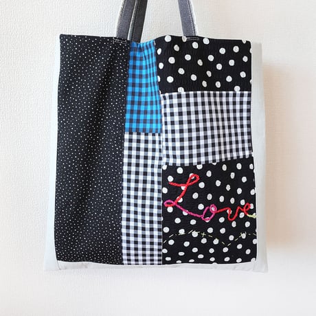 肩掛けことば刺繍トート「zutto zutto isshoドット」再販