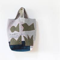 マチ広ウールバッグ「under the sea」