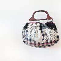 ハンドステッチ・クチャ ウッドハンドルバッグ「Just like her.」再販