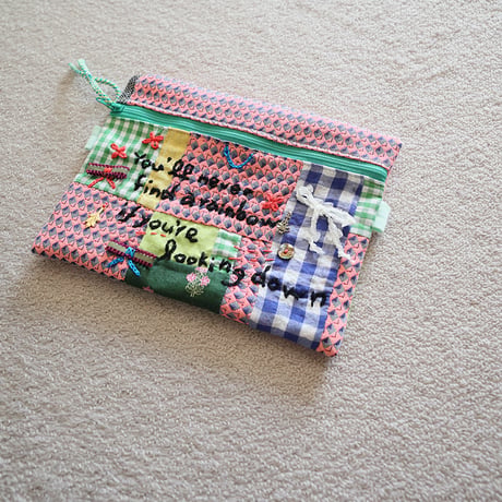 ぺたんこファスナーポーチh2