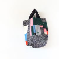マチ広ウールバッグ「play」