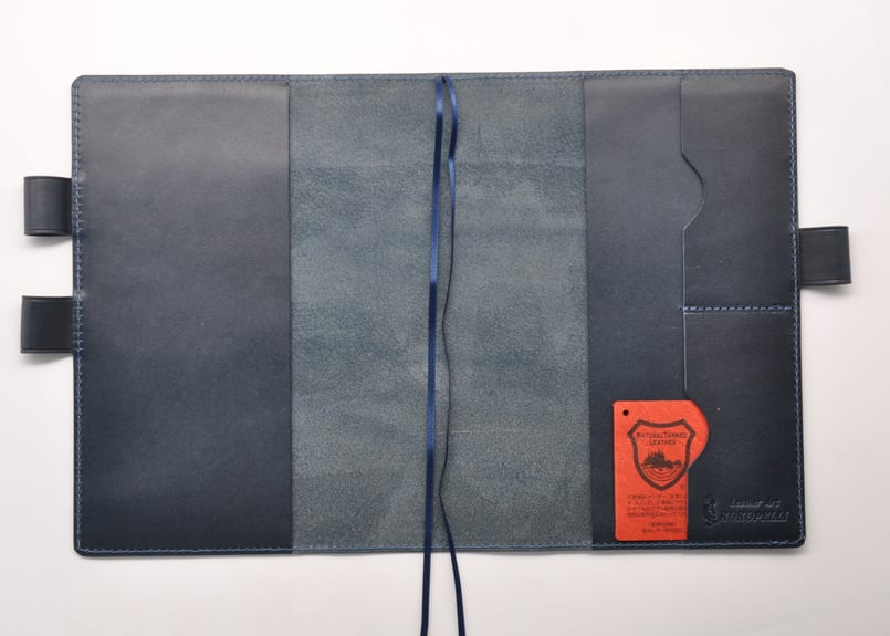 ☆送料込み☆革手帳カバー☆A5サイズ☆ほぼ日手帳カズン、NOLTY A5