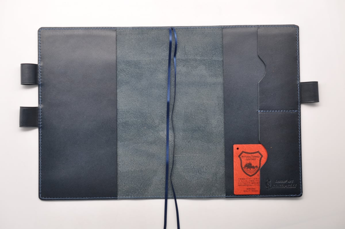 ☆送料込み☆革手帳カバー☆A5サイズ☆ほぼ日手帳カズン、NOLTY A5