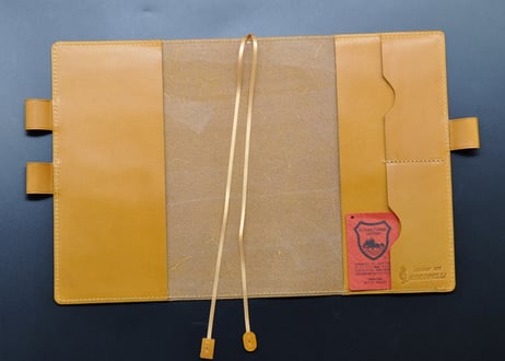 ★送料込み★革手帳カバー★Ａ５サイズ★ほぼ日手帳カズン、NOLTY A5ウィークリーなど★栃木レザー　ピット本ヌメ(キャメル）★