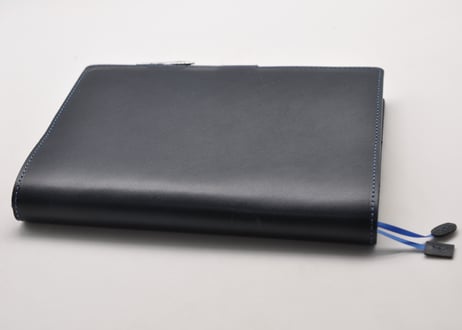 ★送料込み★革手帳カバー★A５サイズ★ほぼ日手帳カズン、NOLTY A5ウィークリーなど★栃木レザー　ピット本ヌメ（ネイビー）特A★