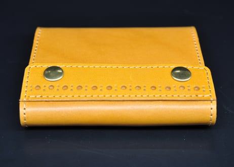 ★送料込み★三つ折り手帳（ノート）革カバー★A７サイズ★栃木レザー ピット本ヌメ（キャメル）