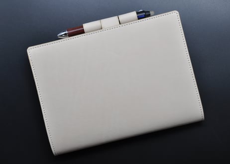 ★送料込み★シェリダンスタイルカービング★手帳カバー★A5サイズ★ほぼ日手帳カズン、NOLTY A5ウィークリーなど★