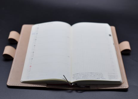 ★送料無料★ほぼ日手帳カバー★weeks, weeks Mega★栃木レザー　ワイルドヌメ（ナチュラル）★