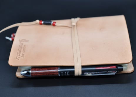 ★特売★送料込み★トラベラーズノートカバー★A6サイズ★栃木レザー　サドルレザー（ナチュラル）★①