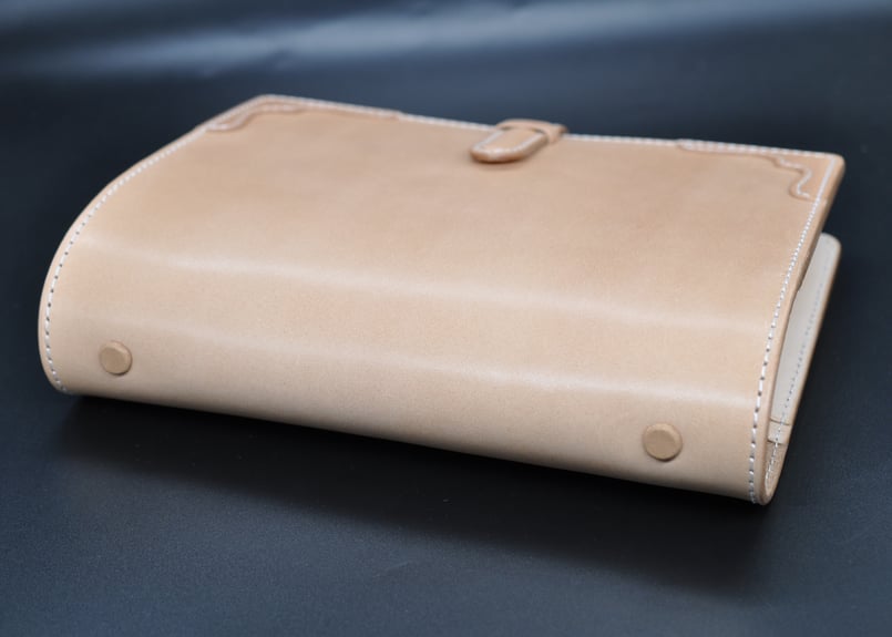 一枚革国産サドルレザー手帳 A5サイズナチュラル 25mmリング 受注製