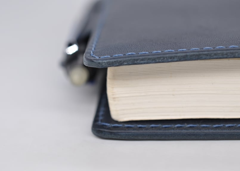 ☆送料込み☆革手帳カバー☆A5サイズ☆ほぼ日手帳カズン、NOLTY A5