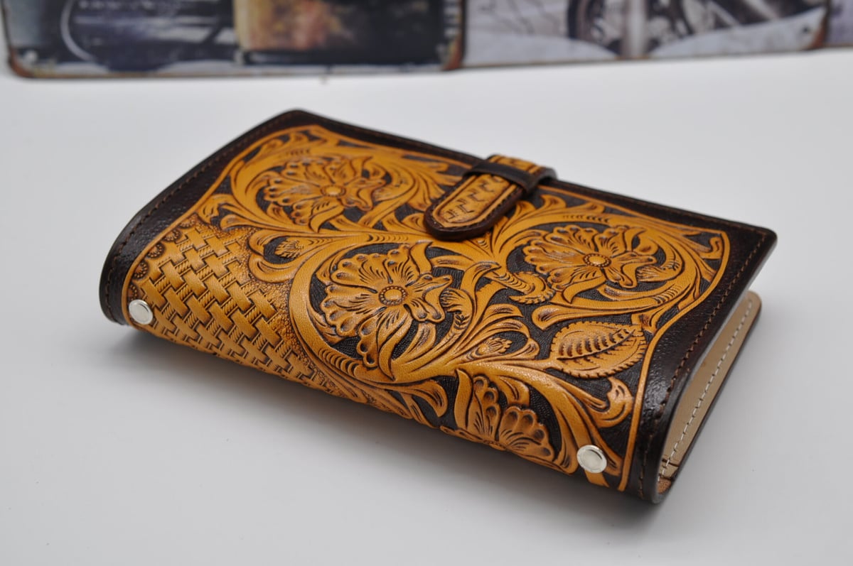 ☆送料無料☆手彫り☆カービングシステム手帳☆バイブルサイズ☆リング