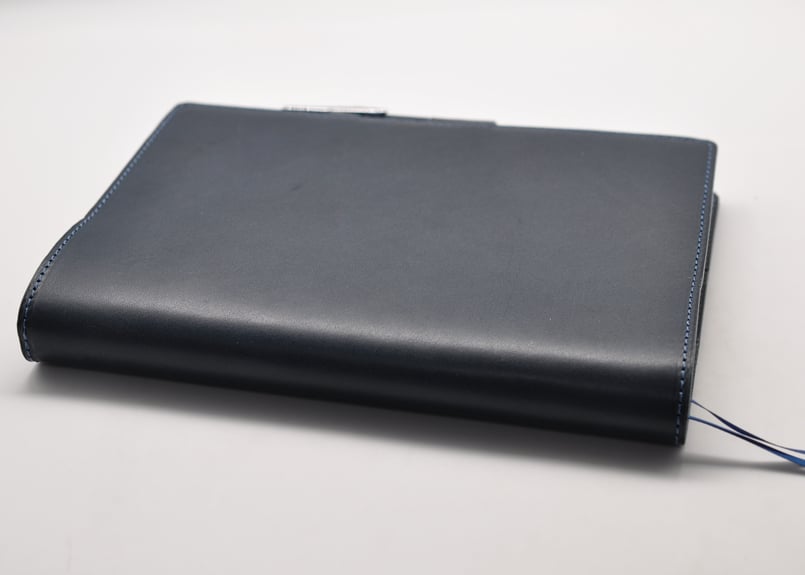 ☆送料込み☆革手帳カバー☆A5サイズ☆ほぼ日手帳カズン、NOLTY A5