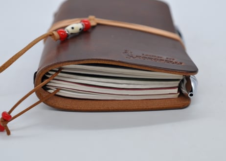 ★送料無料★トラベラーズノートカバー★パスポートサイズ★Wickett&Craig of America　ハーネスレザー（ナチュラル）