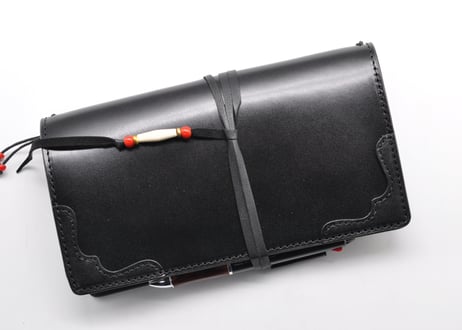 ★送料込み★トラベラーズノートカバー★レギュラーサイズ★内装付き★栃木レザー  オイルサドル（ブラック）特Ａ★