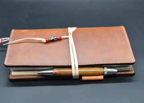 ★送料無料★トラベラーズノートカバー★レギュラーサイズ★内装付き★Wickett&Craig of America ハーネスレザー（ナチュラル）★