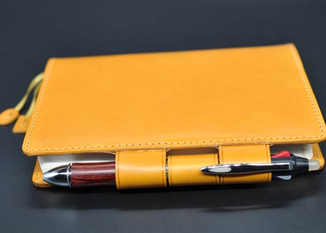 ★送料込み★ほぼ日手帳カバー★オリジナル（A6）サイズ★栃木レザー本ヌメ(キャメル)特A★