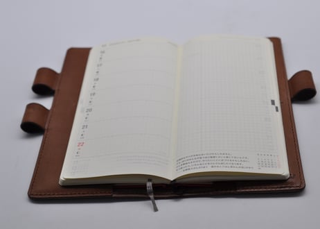 ★送料込み★ほぼ日手帳カバー★weeks★weeks  Mega★栃木レザー　ワイルドヌメ（ブラウン）★
