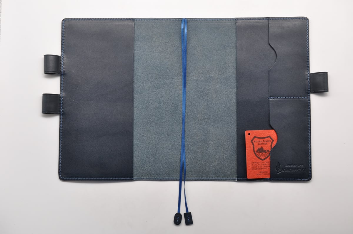 ☆送料込み☆革手帳カバー☆A5サイズ☆ほぼ日手帳カズン、NOLTY A5