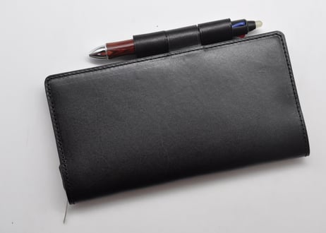 ★送料込み★ほぼ日手帳カバー★weeks,  weeks Mega★栃木レザー　ピット本ヌメ（黒）★