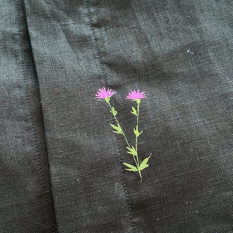 比翼仕立てノーカラーブラウス【手描き野草の花】