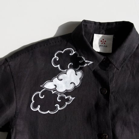 リネン・ロングシャツ黒　＜雲＞