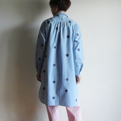 ロングシャツ　ギンガムチェック水色　＜水玉と梅＞