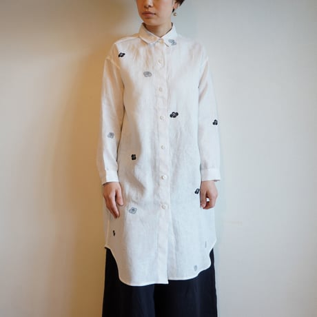 リネン・ロングシャツ白＜椿＞