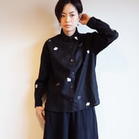 リネンシャツ黒　＜椿＞