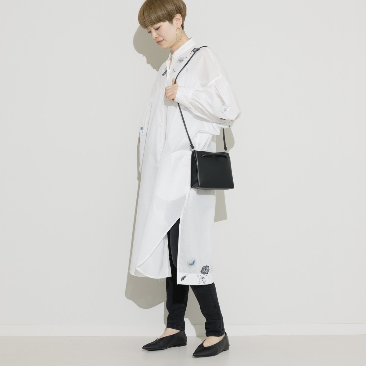 美品♡ ハグオーワー ローンワッシャースタンドギャザーブラウス♡ピンク系 美品♡ ハグオーワー ローンワッシャースタンドギャザーブラウス