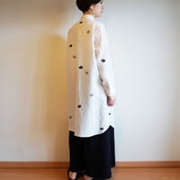 リネン・ロングシャツ白＜椿＞