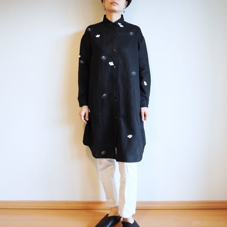 リネン・ロングシャツ白＜椿＞