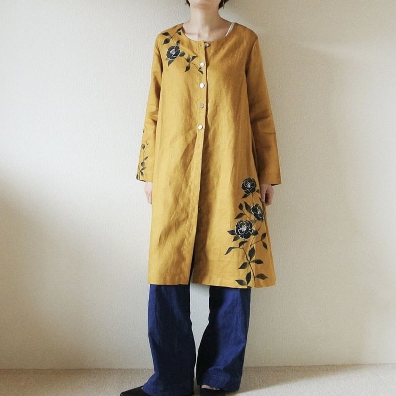 リネン・コートワンピース カラシ色 ＜山茶花＞ | akkaの手描き服