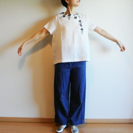 リネン・半袖ブラウス　白＜椿＞