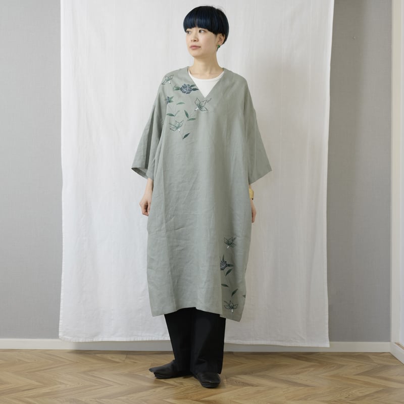 ゆったりカフタンワンピース・手描き・更紗牡丹柄 | akkaの手描き服