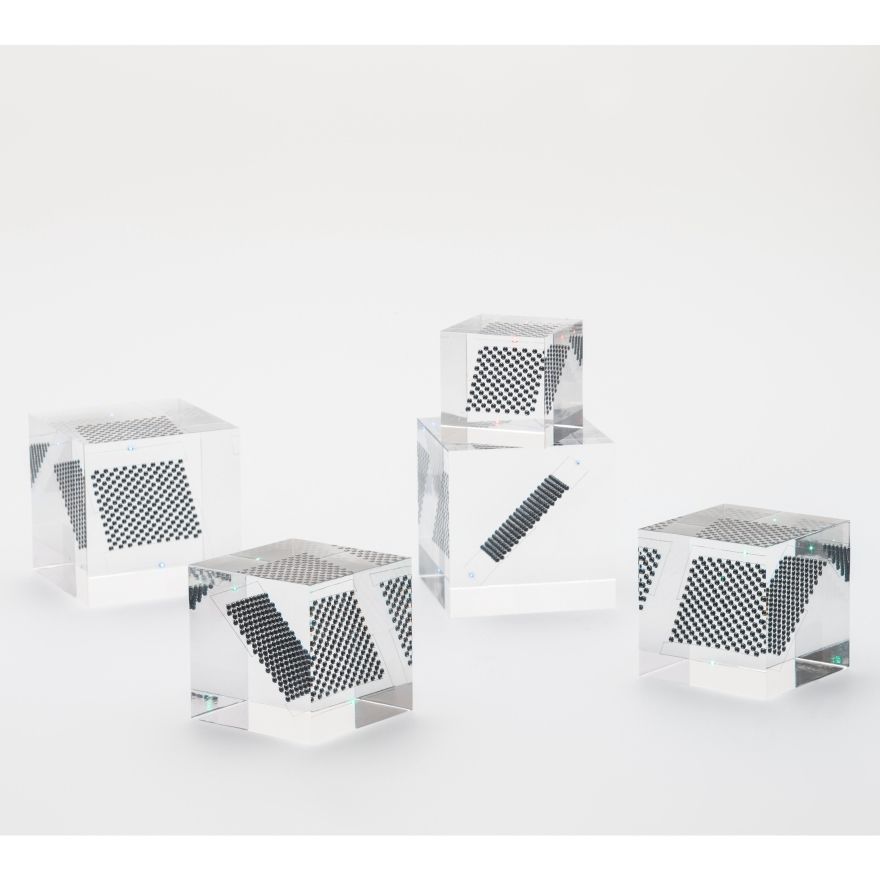 スフェラキューブ(大) SPHELAR OBJECTS” スフェラーキューブ S / SPHELAR CUBE
