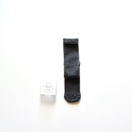 【 MOUN TEN. 2020SS 】logo tube socks　[MT201020] / チャコール