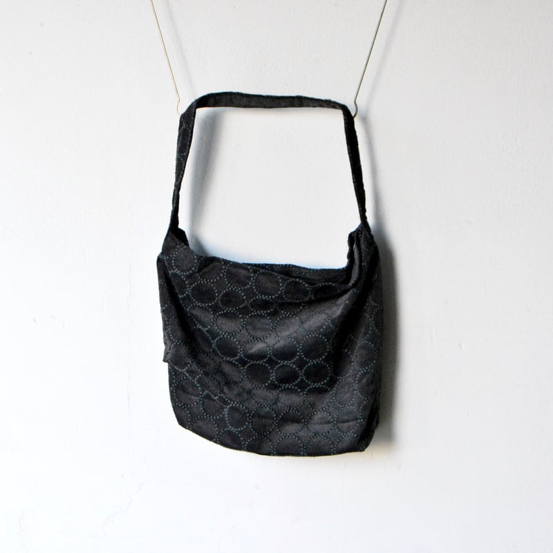 ミナペルホネン本革セレブレイトショルダーバッグ ミナペルホネン本革セレブレイトショルダーバッグ mina perhonen