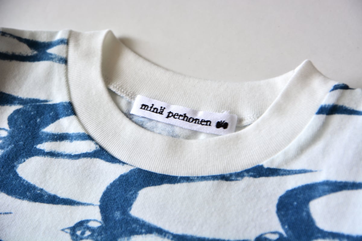ミナペルホネン 22SS 】AAS8185P hello swallow “Tシャツ ”
