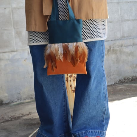 feather mini tote bag (pale pink × gold)
