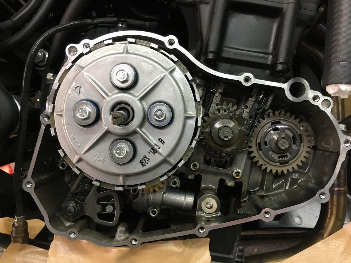 YAMAHA YZF-R25/R3. MT-25/03用クラッチスプリングリテーナー YAMAHA YZF-R25/R3. MT-25/03用クラッチスプリングリテーナー
