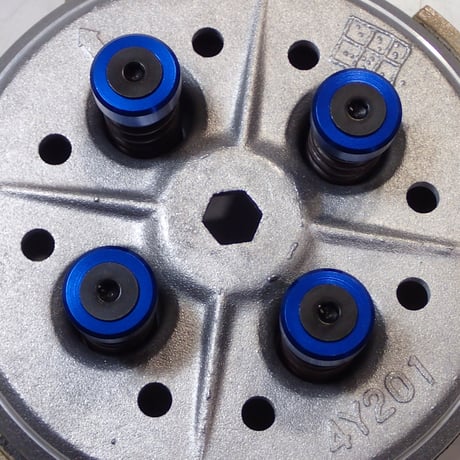 SCORPA TY-S125F(SY125F).YAMAHA TT-R125.TZR125.RZ125等用クラッチスプリングリテーナー
