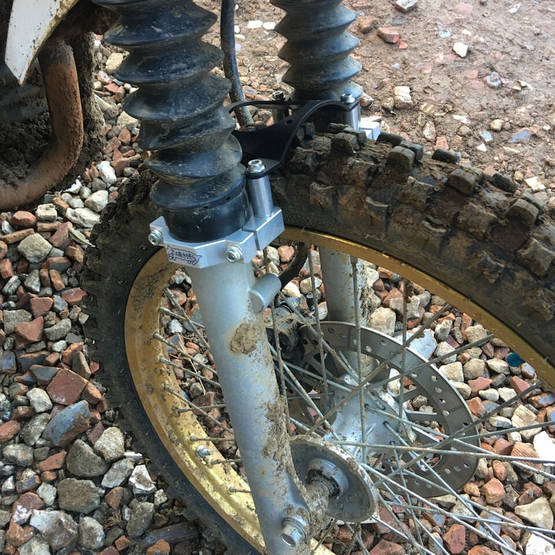 セロー250用・トリッカー(及び XT250X)用. スタビライザーセット