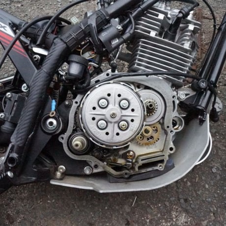 Sherco(Scorpa)TY125Classic.Adventure.TY125-4T.GasGasランドネ.XTZ125.YBR125.BetaRR4T125等用クラッチスプリングリテーナー