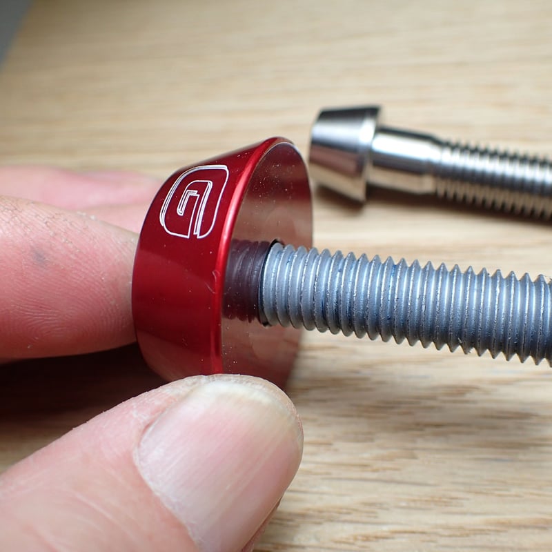 GASGAS TXT等用 リヤアクスルボルト 64チタン製 | STORES 工房きたむら