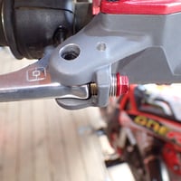 ブレーキテック(BRAKTEC).AJP.マスター用　ブレーキレバー遊び調整アジャスター(マスターに付ける)